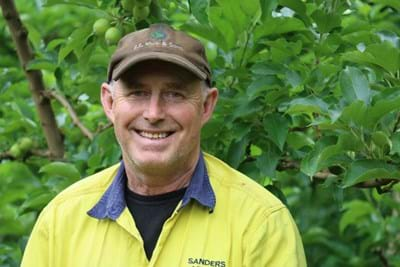 Bob - Grower, Sanders Apples